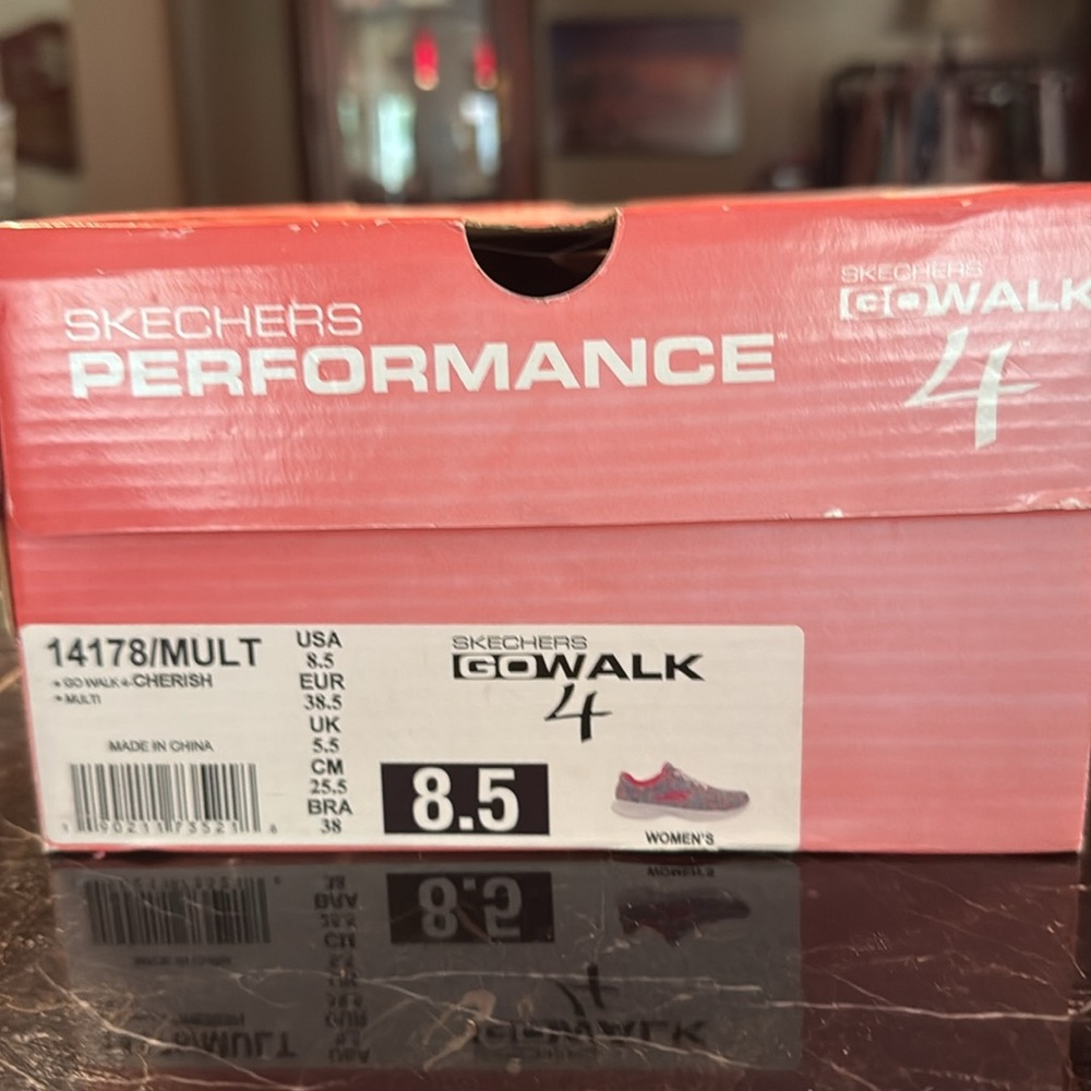 OG Sketchers “go walk 4” pink multicolored sneakers - Picture 8 of 8